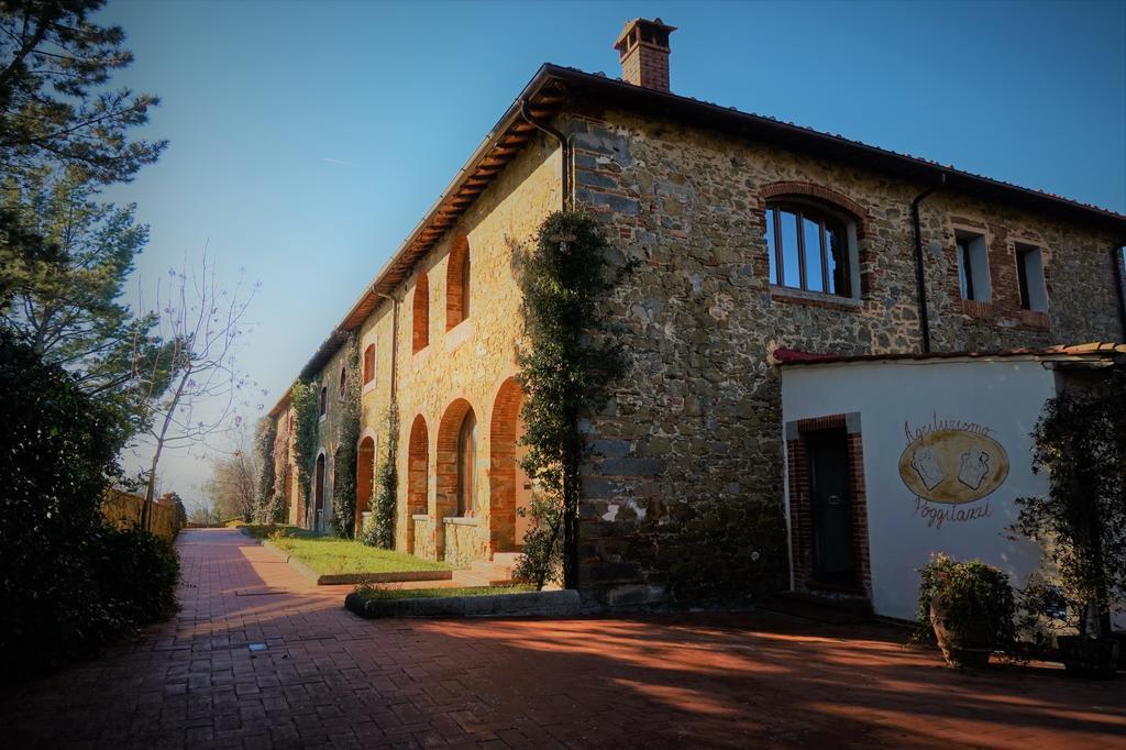 Agriturismo Antico Borgo Poggitazzi Лоро Чиуфена Екстериор снимка