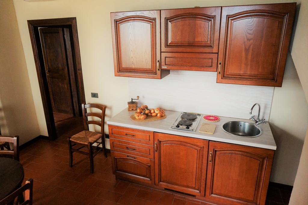 Agriturismo Antico Borgo Poggitazzi Лоро Чиуфена Екстериор снимка