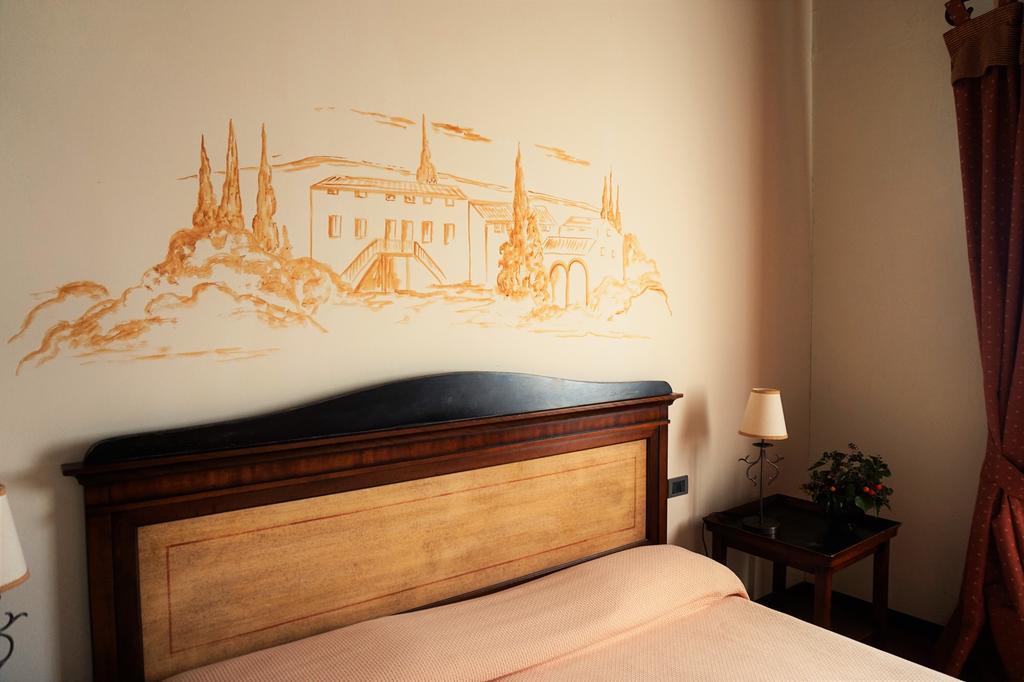 Agriturismo Antico Borgo Poggitazzi Лоро Чиуфена Екстериор снимка