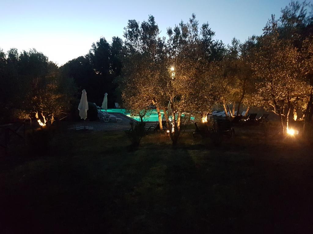 Agriturismo Antico Borgo Poggitazzi Лоро Чиуфена Екстериор снимка